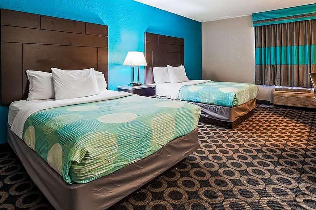 Travelodge By Wyndham San Antonio Downtown Northeast Chambre photo