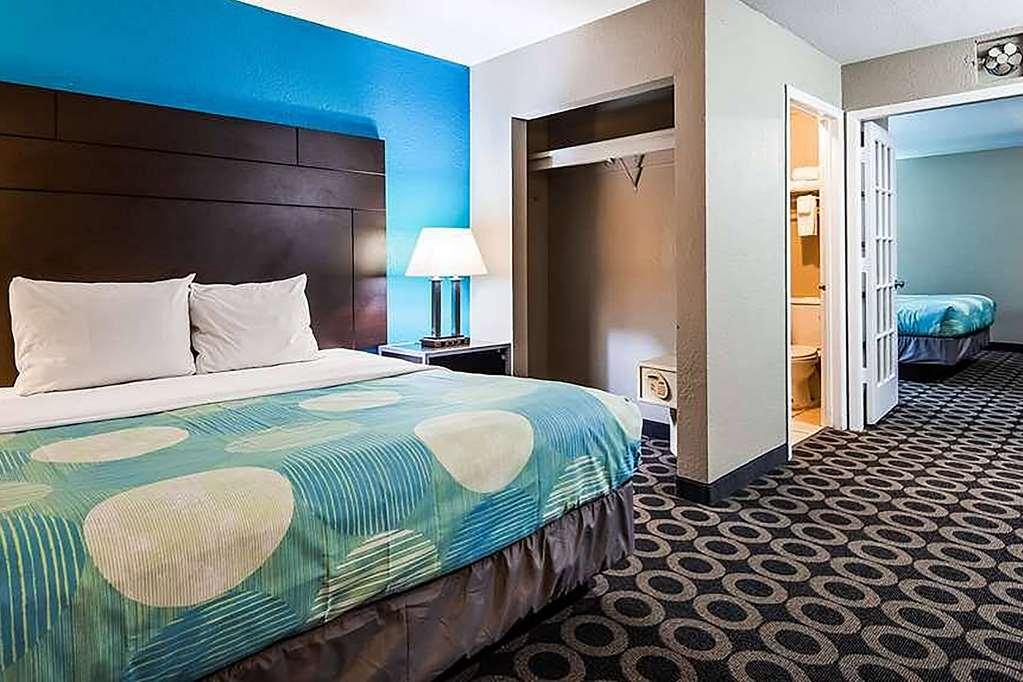 Travelodge By Wyndham San Antonio Downtown Northeast Chambre photo